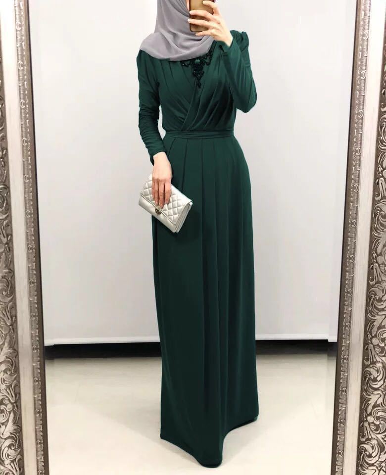 Modern V-Neck Folded Abaya – Flowing Elegance