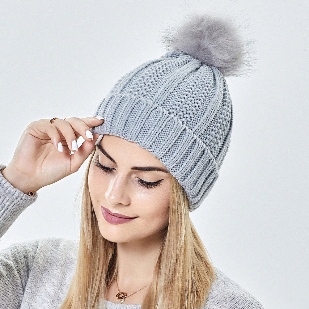 Women’s Winter Knit Beanie with Faux Fur Pom-Pom